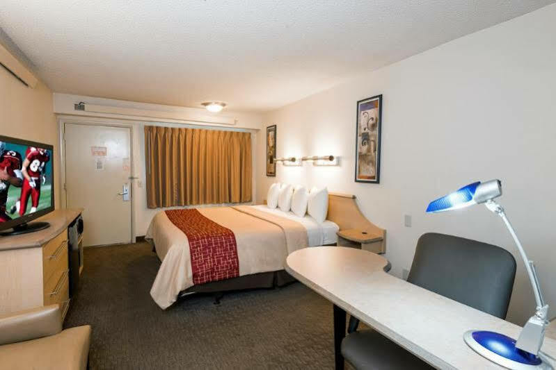 Red Roof Inn Лексингтон Экстерьер фото
